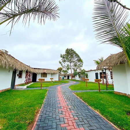 Hotel Resort Thiago Чинча Алта Екстериор снимка