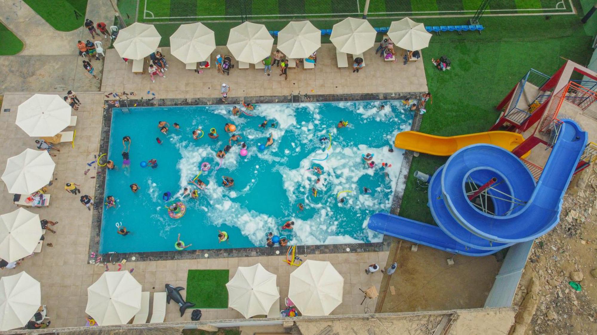 Hotel Resort Thiago Чинча Алта Екстериор снимка