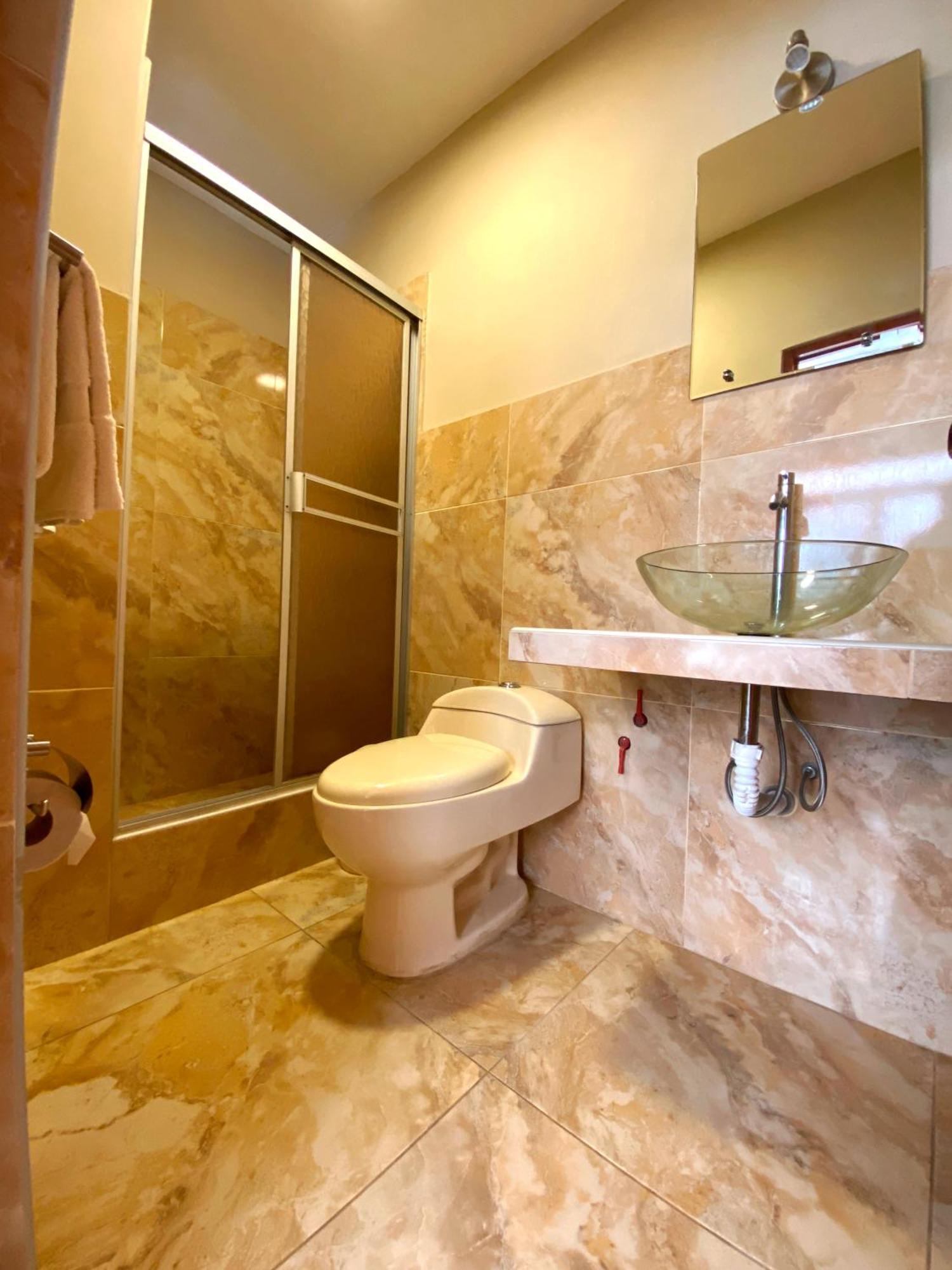 Hotel Resort Thiago Чинча Алта Екстериор снимка