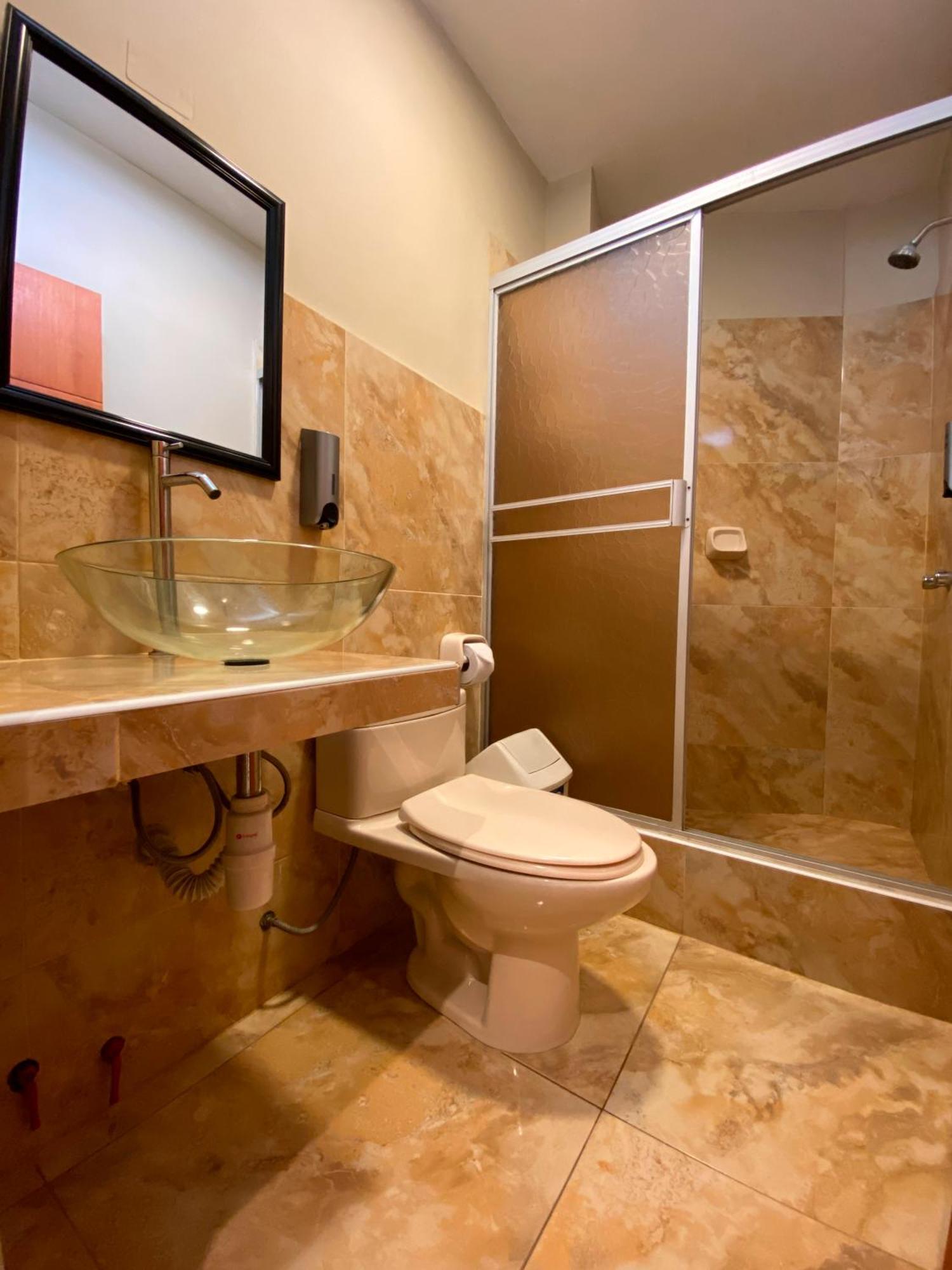 Hotel Resort Thiago Чинча Алта Екстериор снимка
